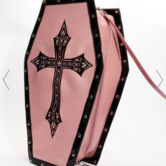 widow coffin weekender